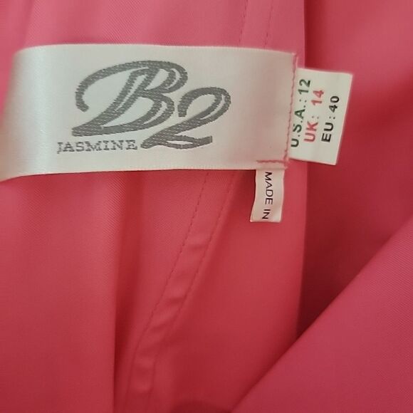 B2 strapless gown in watermelon color - Picture 3 of 5